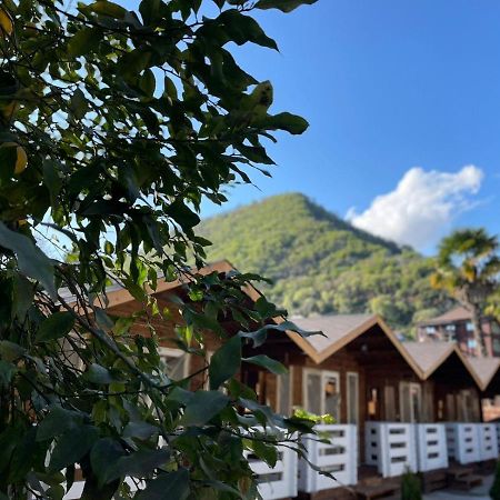 Гостевой Комплекс Парус Ξενοδοχείο New Athos Εξωτερικό φωτογραφία